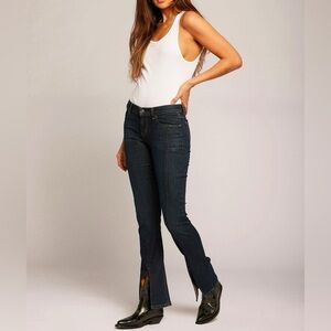 NWT CURRENT/ELLIOTT THE STOWAWAY FLARE JEAN | 28
